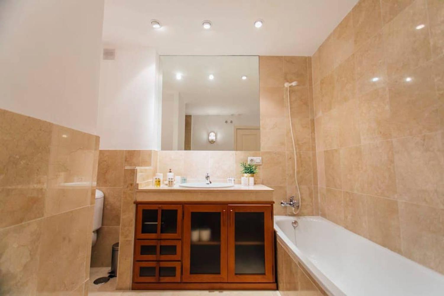 Wide And Bright- 3Bd 2Bth- Arenal Apartment Seville Luaran gambar